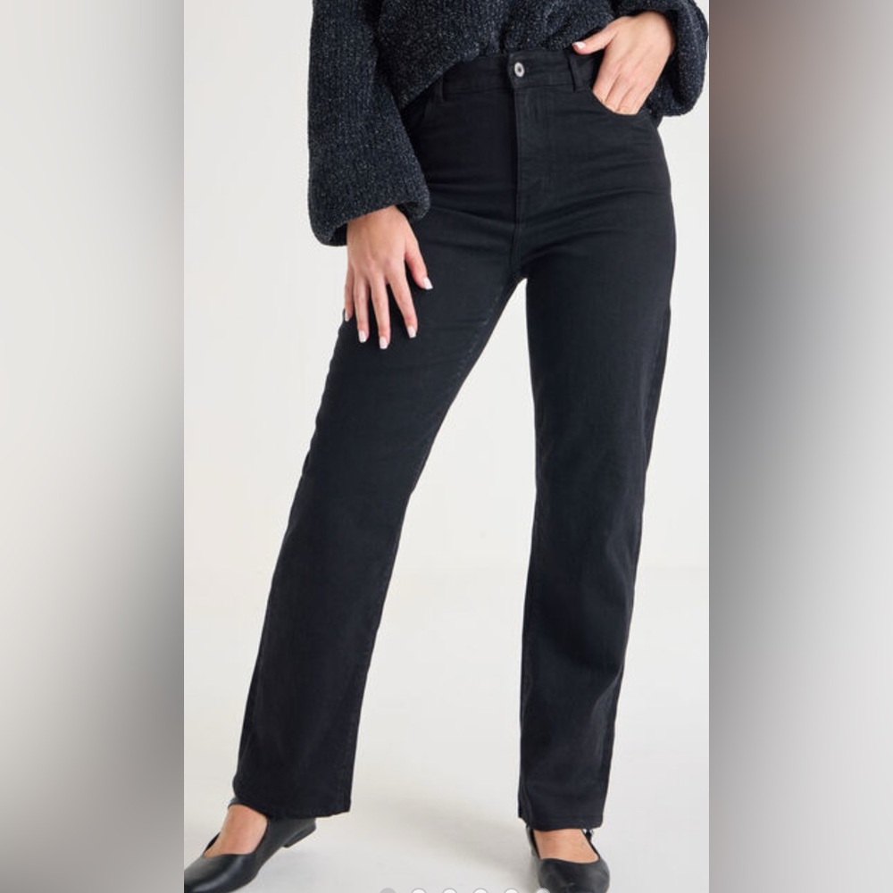 Chico’s straight leg jeans. Black. High rise, front zipper and button. Size M